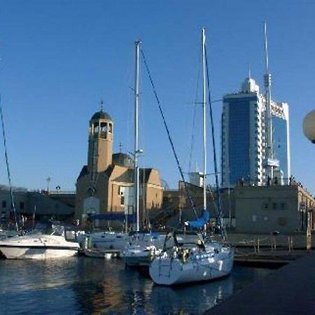Odessa Hotel Екстериор снимка