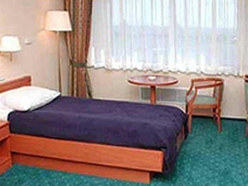 Odessa Hotel Екстериор снимка