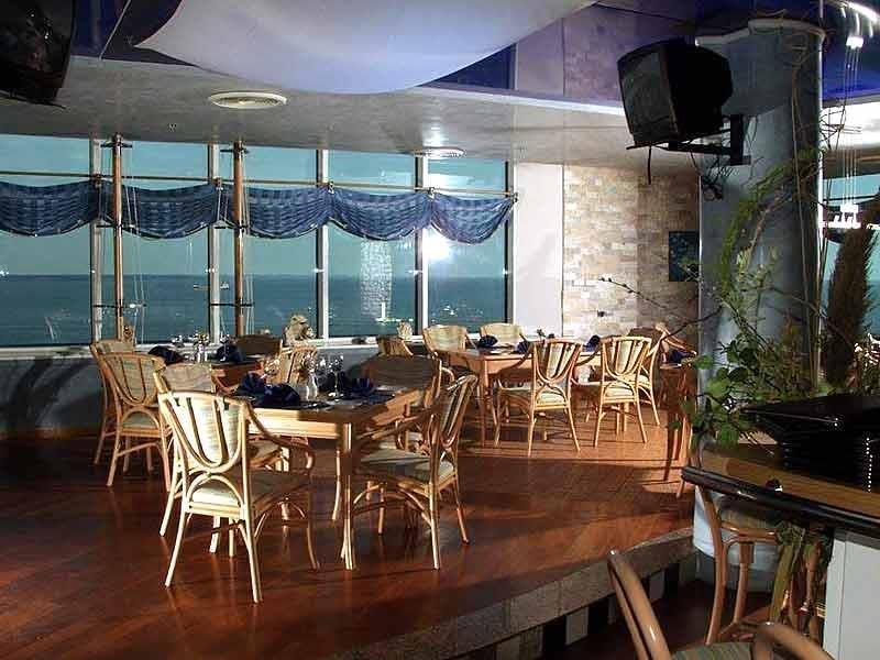 Odessa Hotel Екстериор снимка